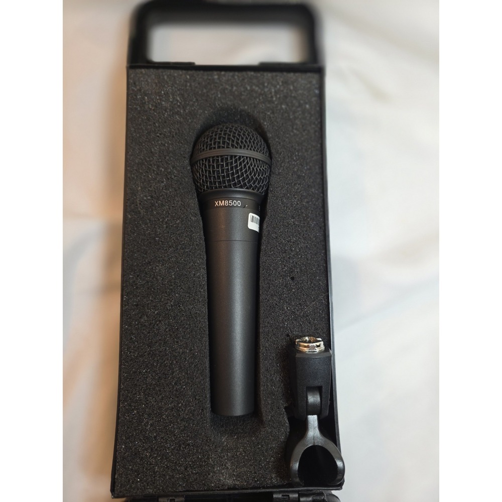 Behringer ULTRAVOICE XM8500 Dynamic Vocal Microphone Cardioid - Black/Silver